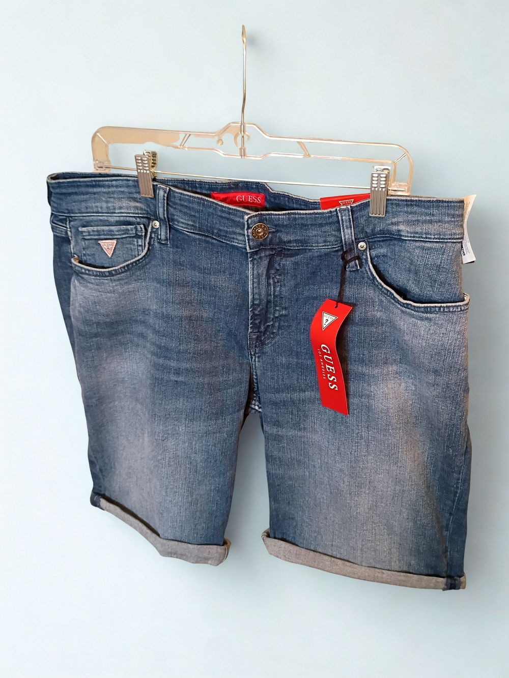 Guess Los Angeles Denim Bermuda Shorts NWT Cuffed Medium Wash Jean Shorts Logo